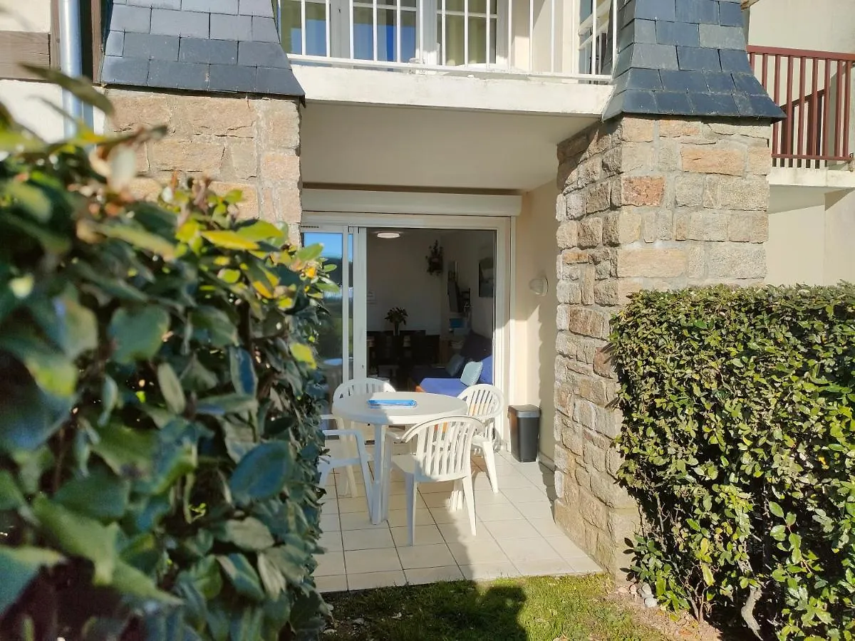 Ref 050 - Appartement Pour Quatre Personnes Avec Terrasse Proche Plage Port Crouesty Arzon 0*,  Francja